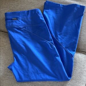 Athleta Vibrant Blue straight cropped leggings sz M